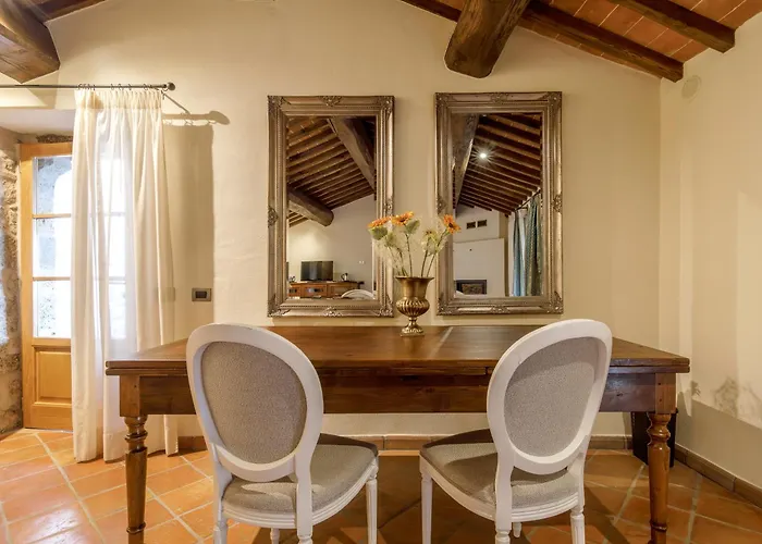 Relais La Costa Historical Residence