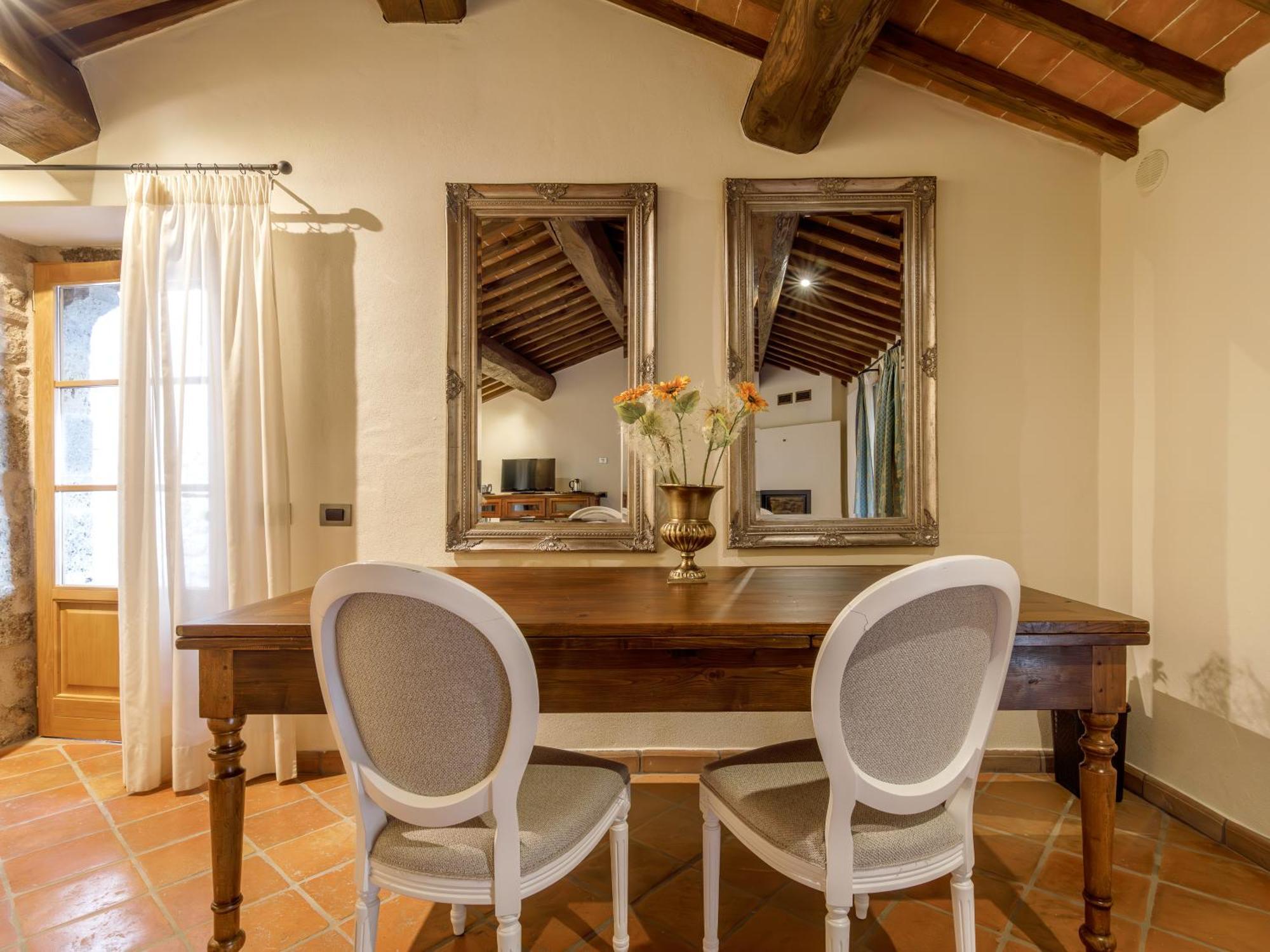 Resort Relais La Costa Historical