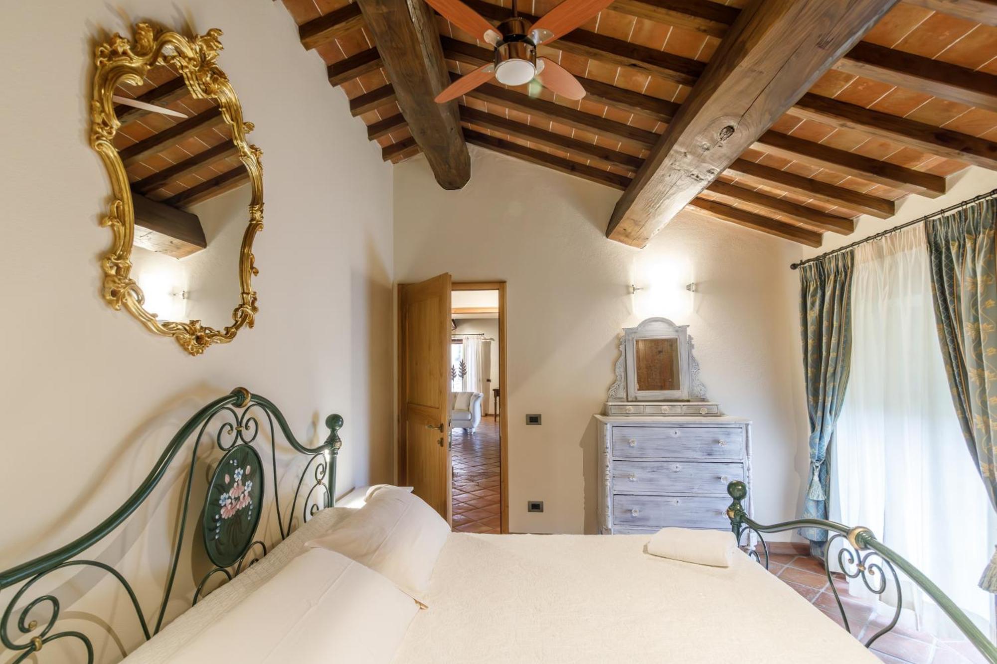 Relais La Costa Historical Resort Monteriggioni