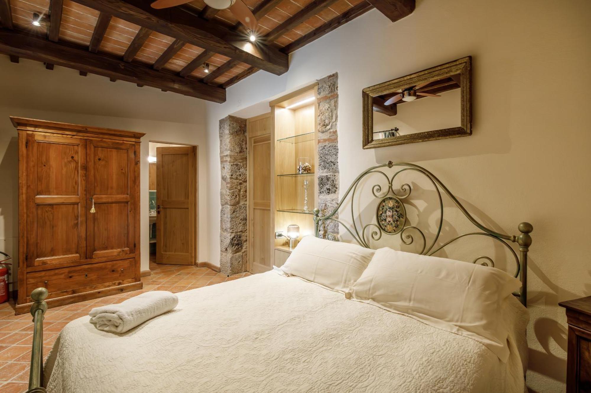 Relais La Costa Historical Resort